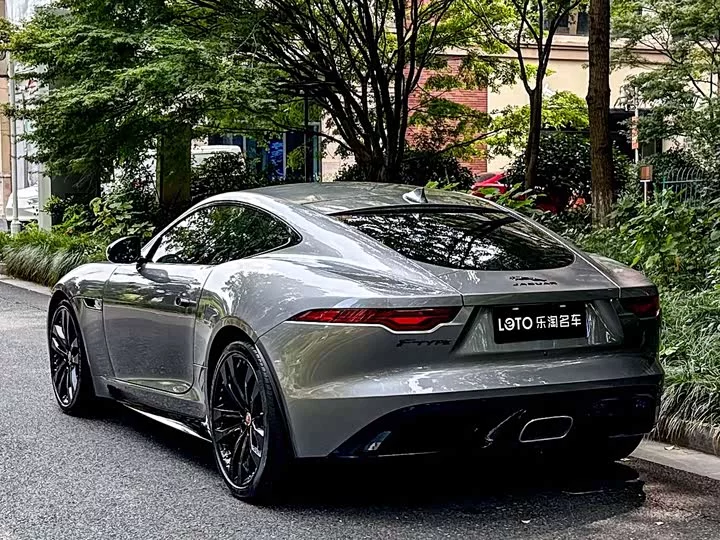 Jaguar F-TYPE