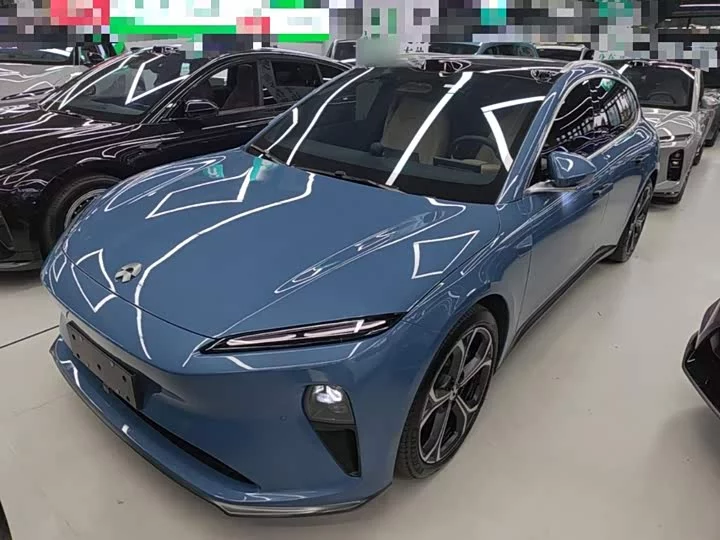 NIO ET5T