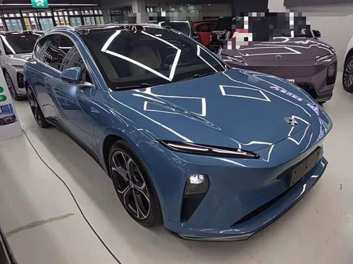 NIO ET5T