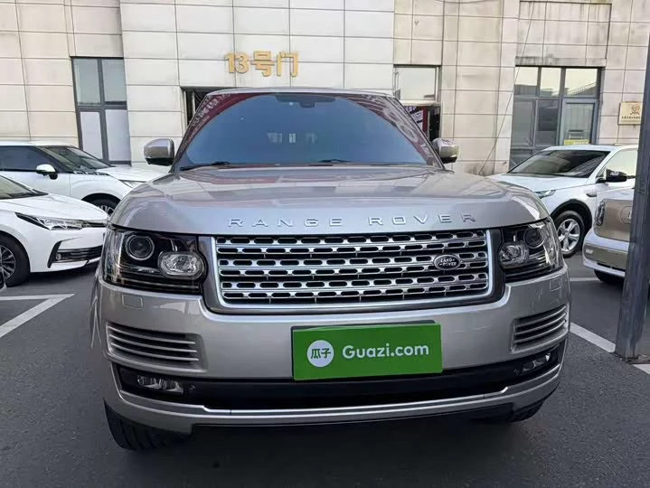 Land Rover range rover