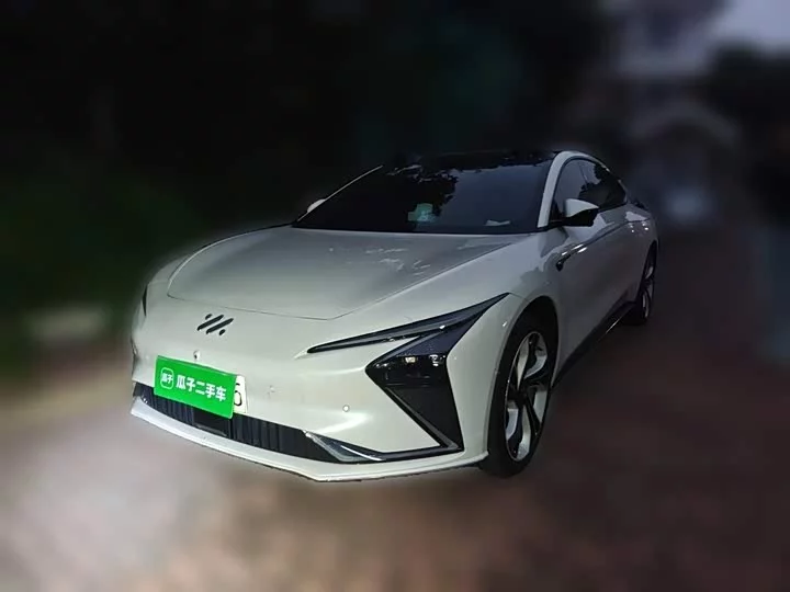 Zhiji L7