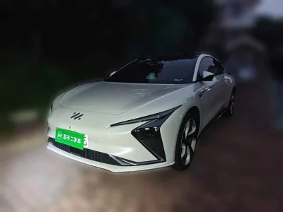 IM Motors Zhiji L7