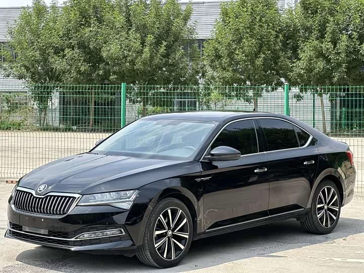 Skoda SuperB