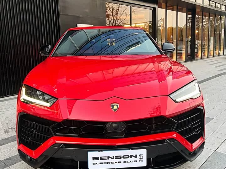 Lamborghini Urus