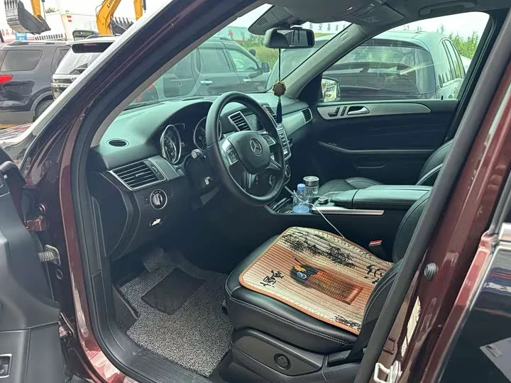 Mercedes-Benz M-Class