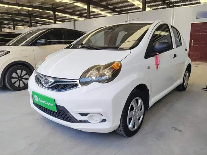 BYD F0