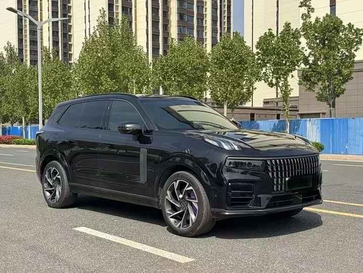 Lynk & Co 09