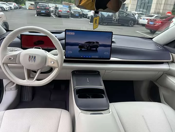 Buick Zhijing L7
