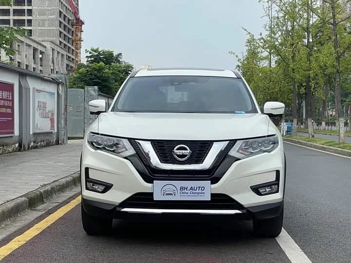 Nissan Qijun