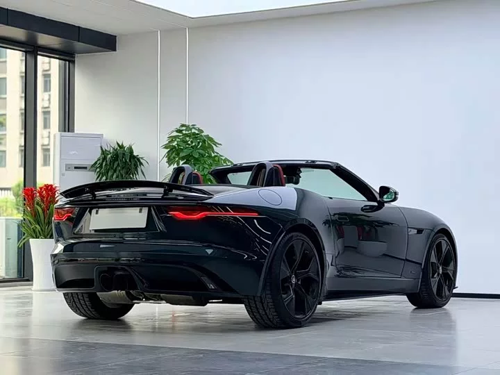 Jaguar F-TYPE
