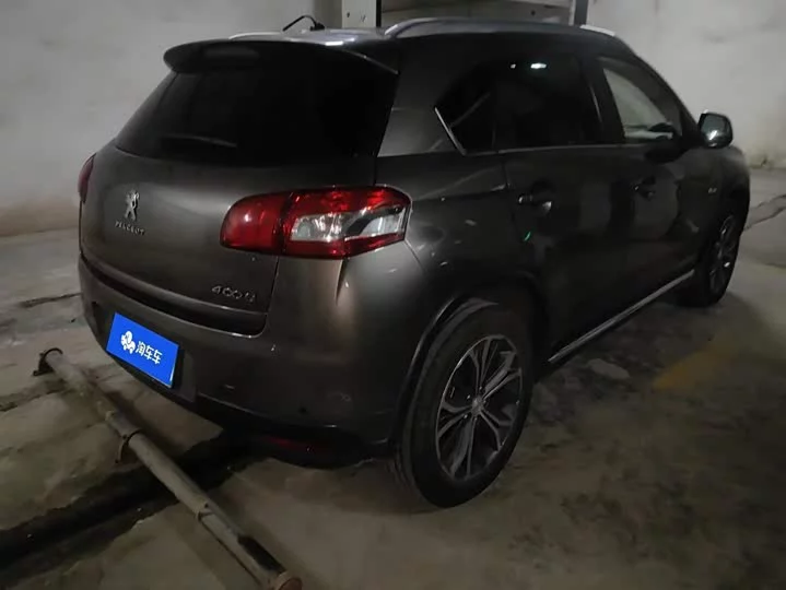 Peugeot 4008