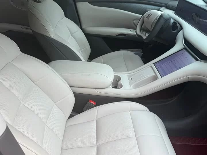 Zhiji LS6