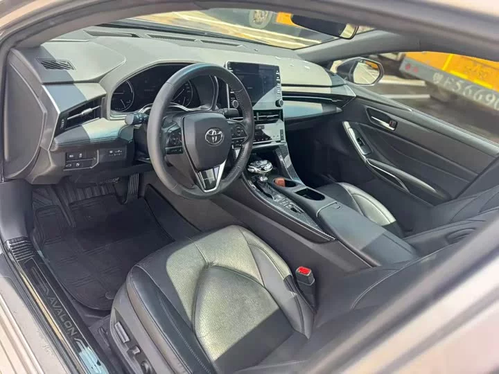 Toyota asian dragon