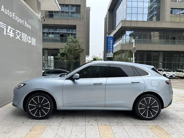 AITO Question Wenjie M5