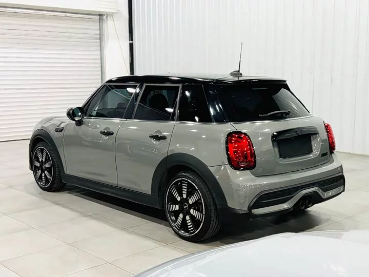 MINI 