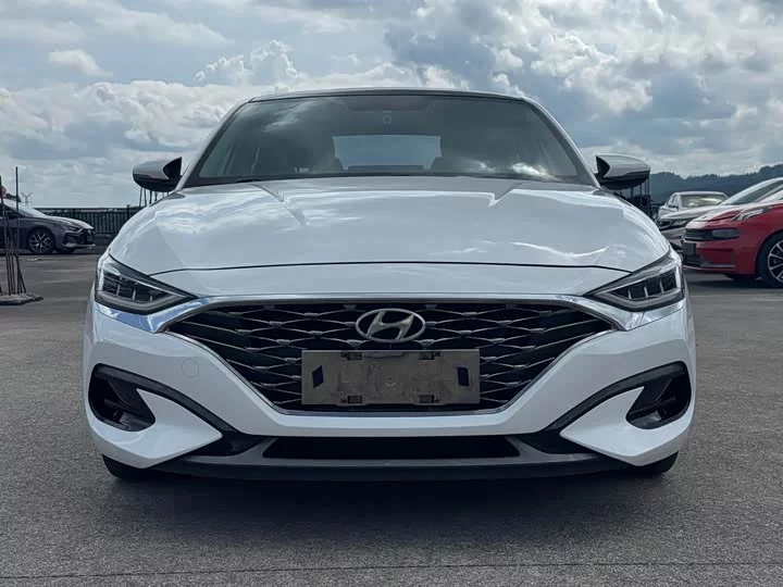 Hyundai Festa