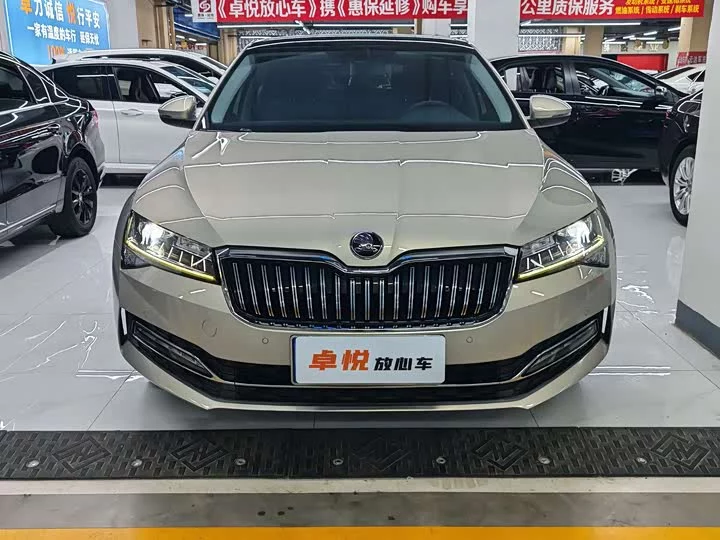 Skoda SuperB