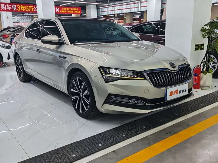 Skoda SuperB