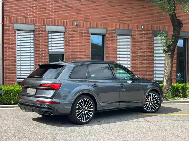 Audi SQ7
