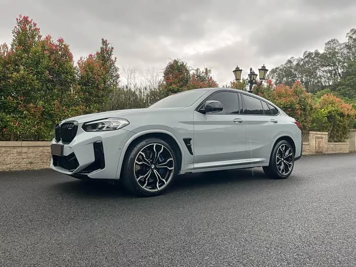 BMW X4 M