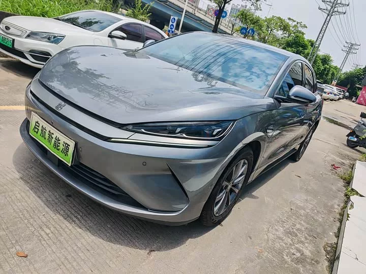 BYD Qin L