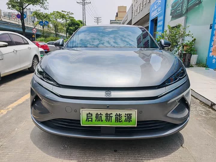 BYD Qin L