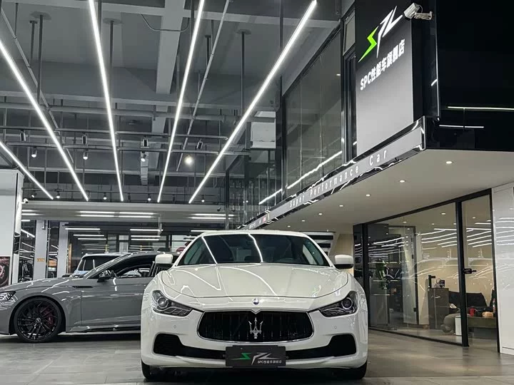 Maserati Ghibli