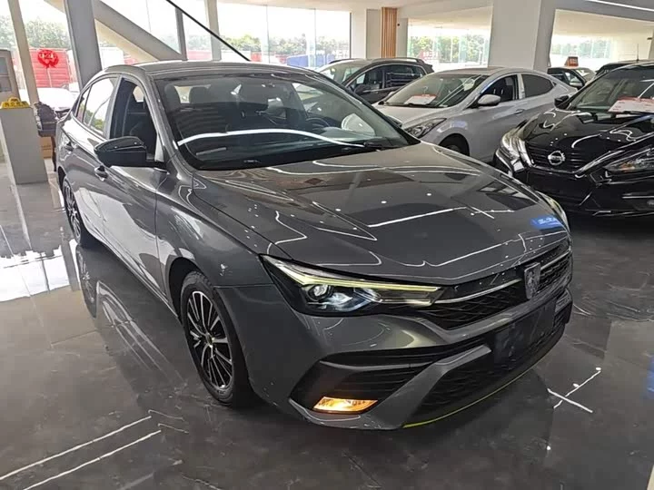 Roewe i5