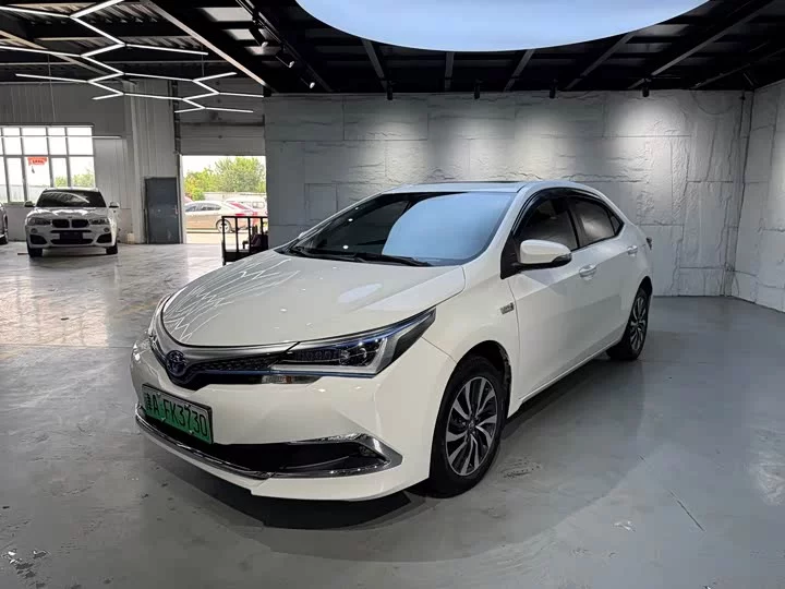 Toyota Corolla Dual Engine E+