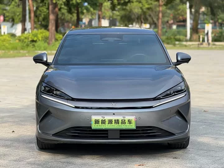 BYD Qin L
