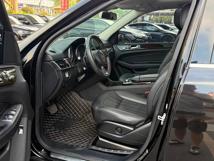 Mercedes-Benz GLE (Imported)