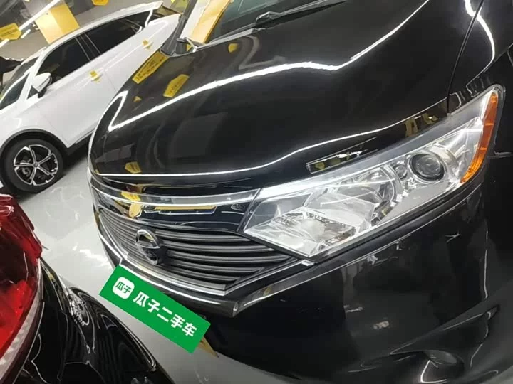 Nissan nobleman