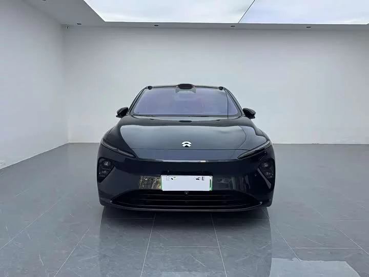 NIO ET7