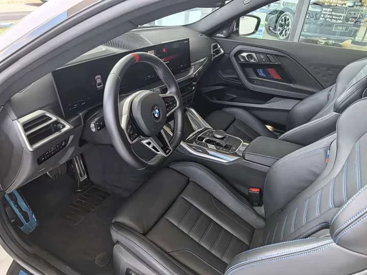 BMW M240i