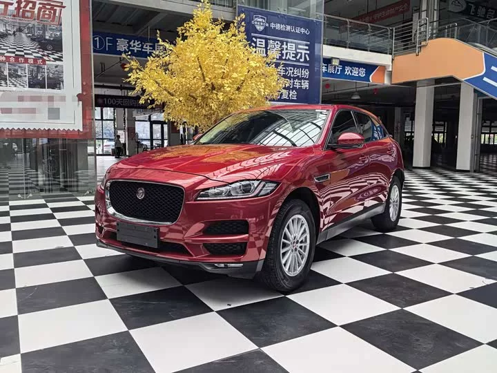 Jaguar F-PACE