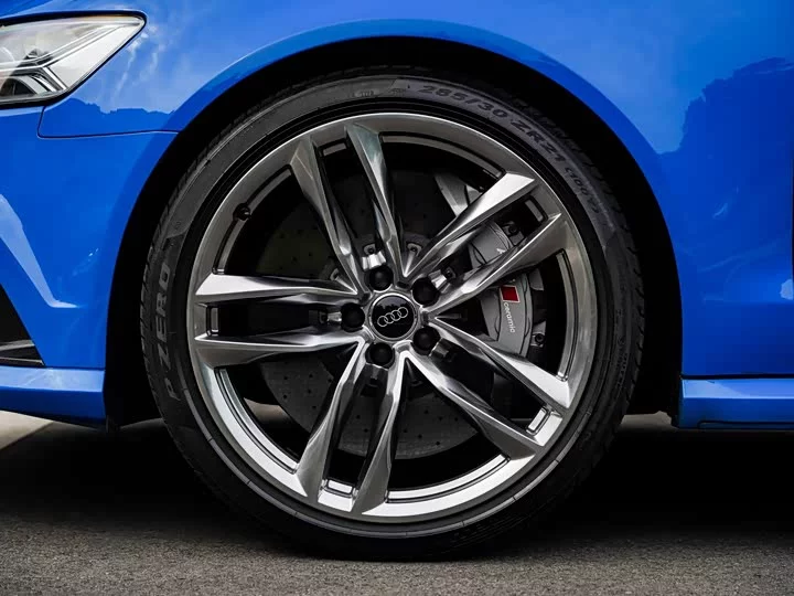 Audi RS 6