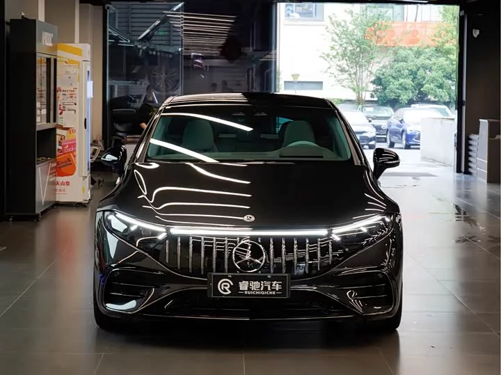 Mercedes-Benz EQS AMG