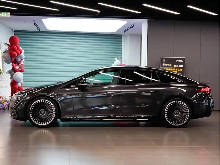 Mercedes-Benz EQS AMG