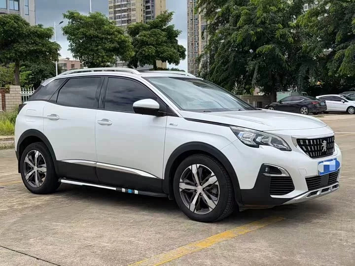 Peugeot 4008