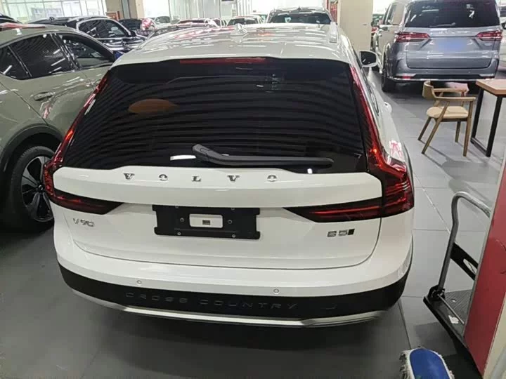 Volvo V90