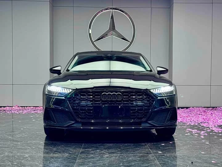 Audi A7L