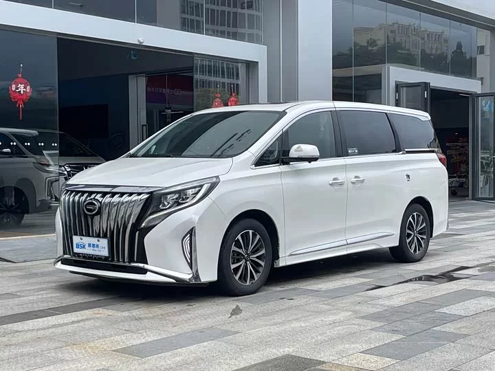 GAC Trumpchi M8