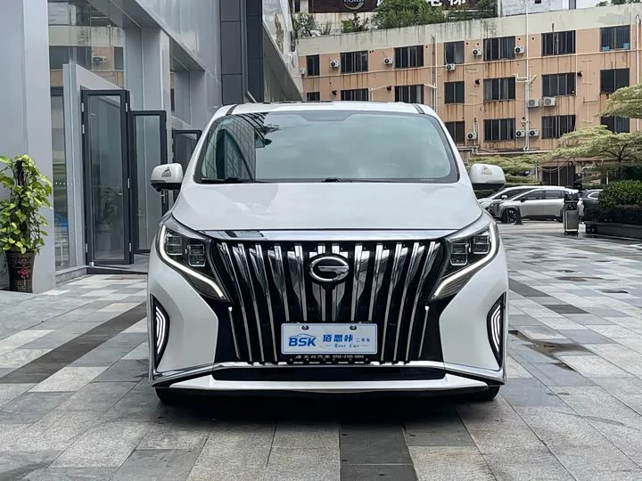 GAC Trumpchi M8