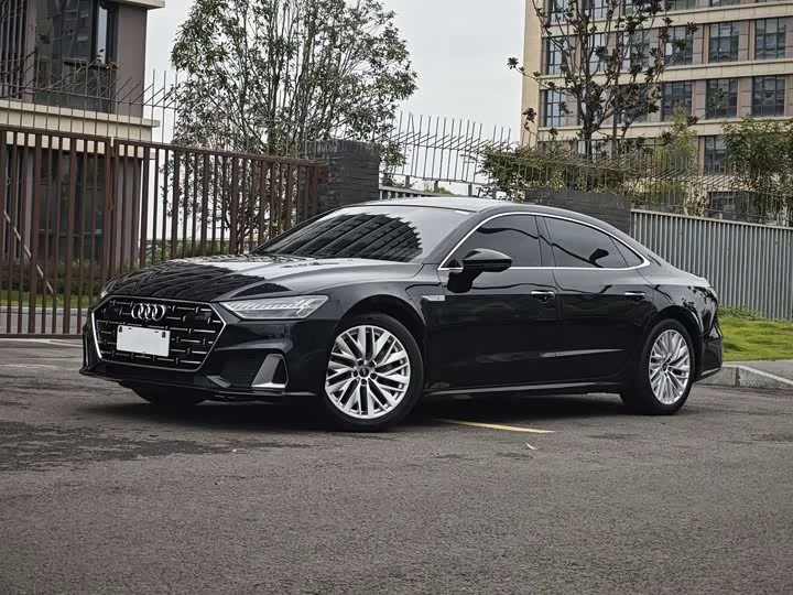 Audi A7L
