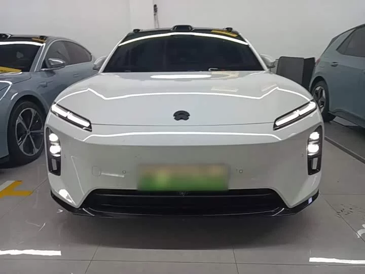 NIO ET5T
