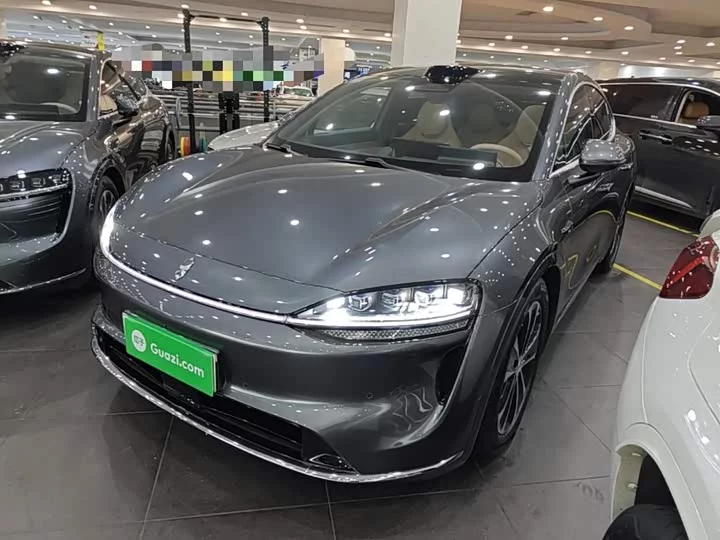 Luxeed R7