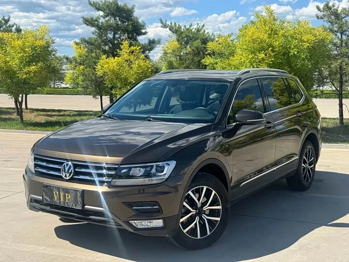 Volkswagen Tiguan L