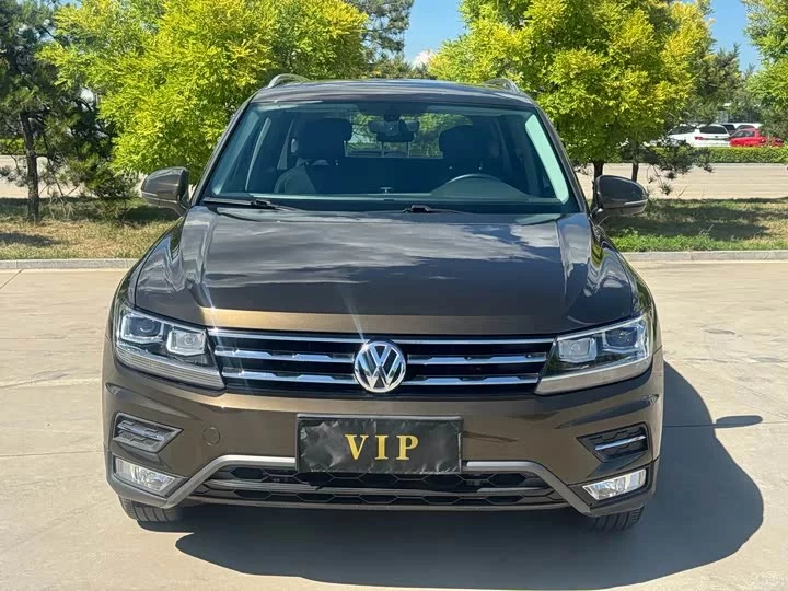 Volkswagen Tiguan L