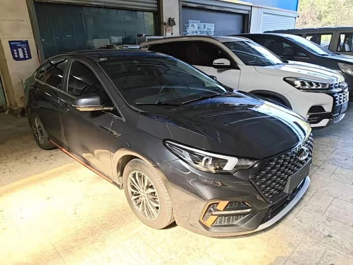 Omoda S5
