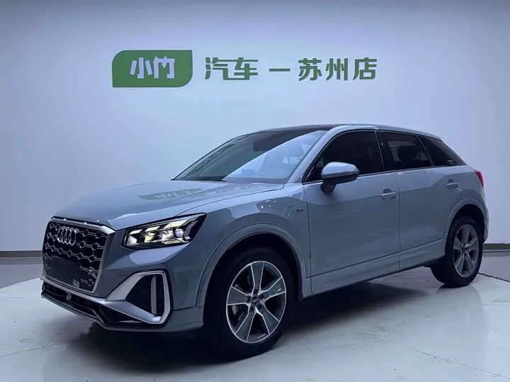 Audi Q2L